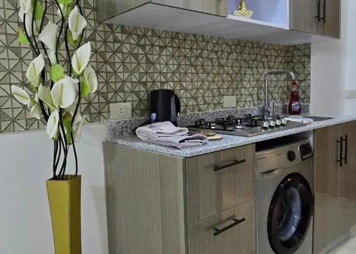 Tiba Golden Crystal Water شقة *